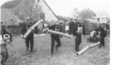 Teilnehmer des 1.Leistungsabzeichens im Landkreis Bad Kissingen, abgehalten am 23.April 1961. Foto: Archiv Feuerwehr Rothhausen
