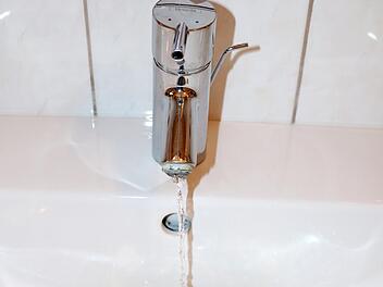 Mit Wasser und Geld befasste sich der Gemeinderat Herolddsbach.  Foto: Janina Reuter
