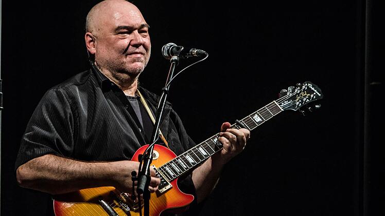 Warum der in Bamberg lebende Liedermacher Wolfgang Buck viele Fans in der Region Coburg hat.