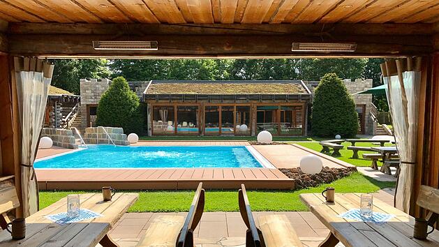 Biergarten, Dampfbad, Sauna, Schwimmbad  und vieles mehr:    Die FrankenLagune in Hirschaid bietet sich f&uuml;r einen Tagesausflug mit der ganzen Familie an.  Foto: FrankenLagune