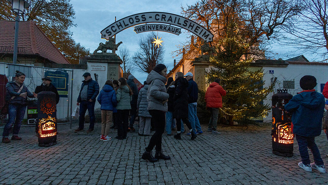 R&ouml;delsee, Traditioneller Weihnachtsmarkt rund um das Schloss