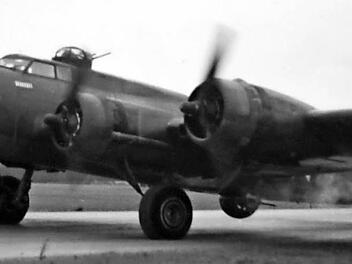 Der bei Stangenroth abgestürzte amerikanische B-17-Bomber  Fotos: Holger Wörner