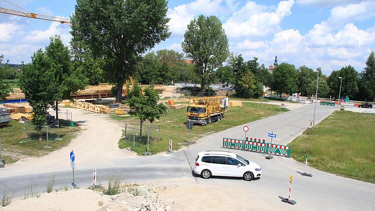 Wieviel Zeitersparnis bringt der provisorische Aischübergang in Höchstadt wirklich? Foto: Christian Bauriedel