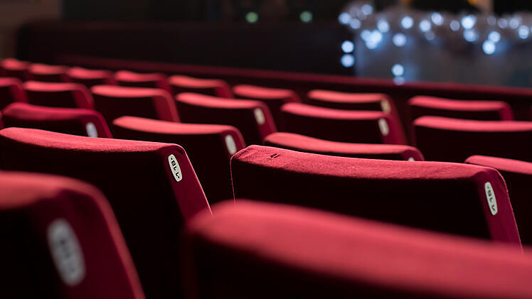 Sitze in einem Kino