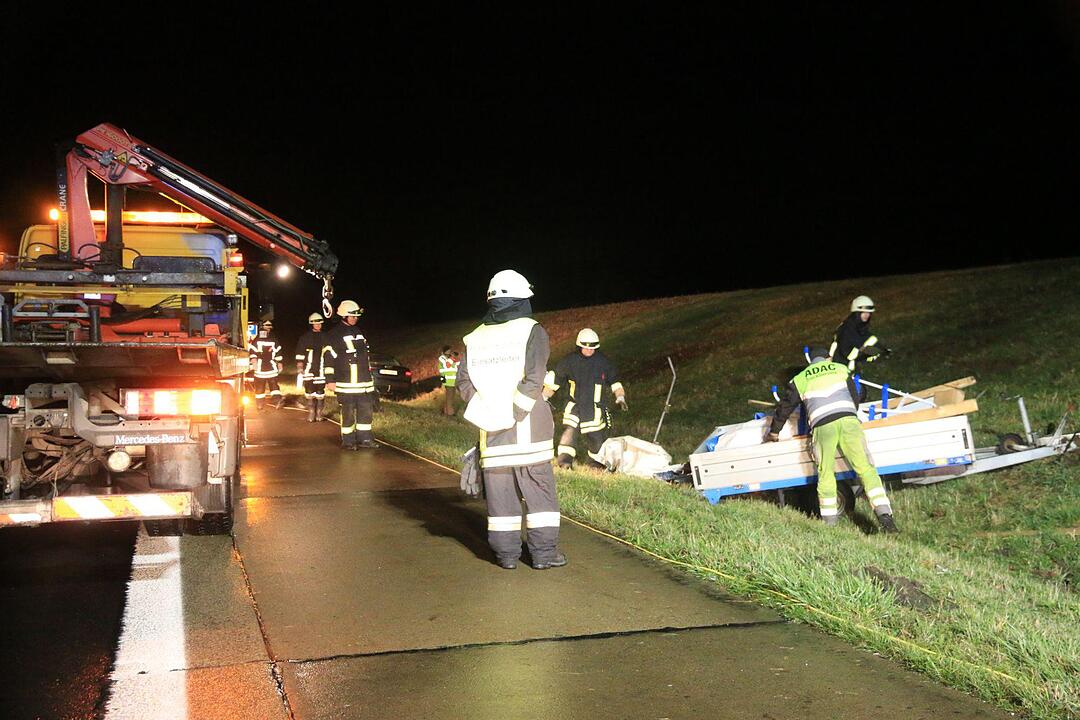 Nach Sturmböe: Unfall auf A3