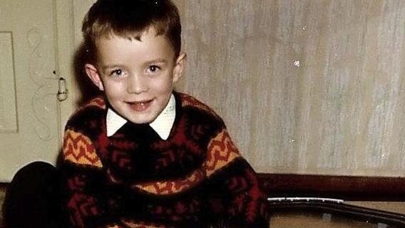 Günter Pfeiffer als Bub und ...