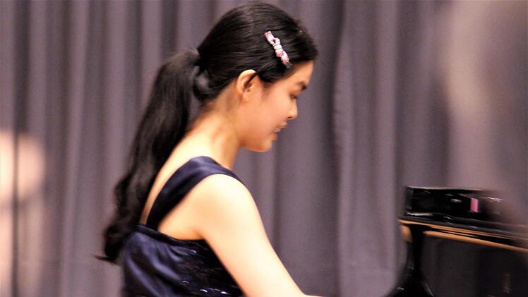Die Gewinnerin des Preisträgerkonzerts an der Musikakademie,  Yong-Yun Lee aus Taiwan.  Klaus Werner