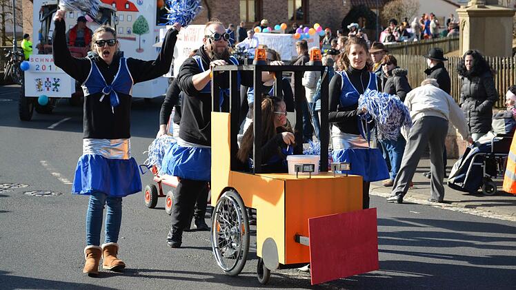 Faschingsumzug in Katzenbach und Lauter. Foto: Björn Hein