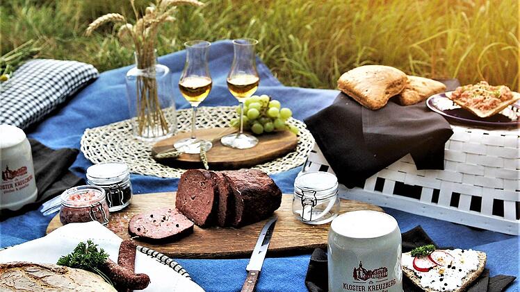 Picknick mit Schmackhaftem aus Rhöner Genussorten. Nico Fay