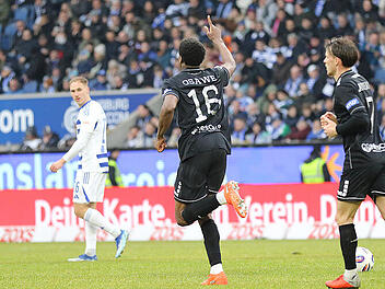 Fehlstart f&uuml;r Jermaine Jones: Der FC 05 verliert in Duisburg