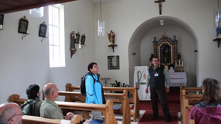 Auch die Kapelle von Poppenwind gehörte zum Besuchsprogramm. Foto: Andreas Dorsch