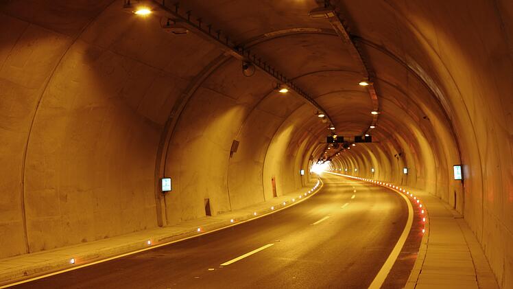 Autobahntunnel