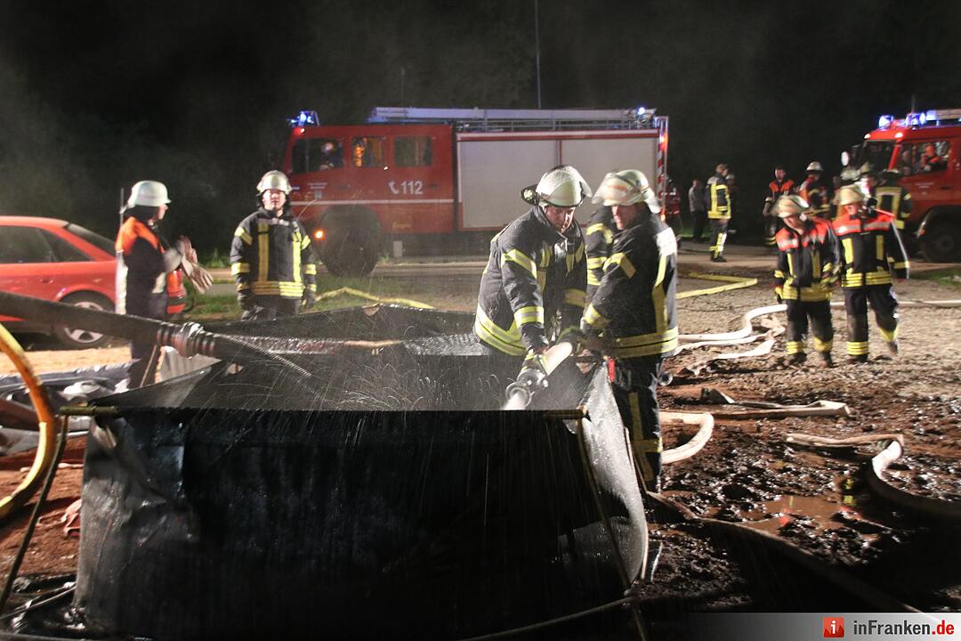 Hoher Schaden bei Stallbrand bei Nüdlingen