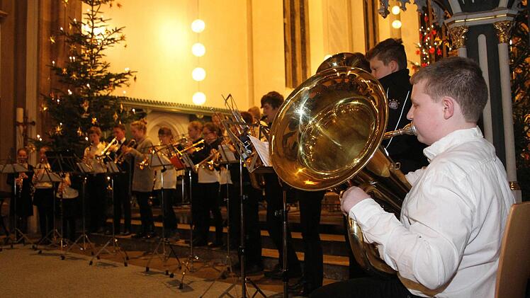 Auch das ensemble in b wusste zu begeistern. Mit Leiter Klaus Hammer trat in der MGF-Musikwelt ebenfalls ein "Neuer" aufs Parkett.