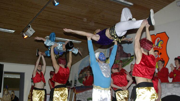Aladdin und die Wunderlampe präsentierte das Männerballett aus Arnstein. Foto: Winfried Ehling