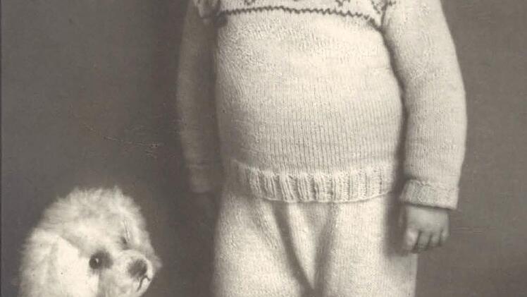 Knapp ein Jahr alt ist der kleine Horst auf diesem Foto, das 1937 im Fotostudio Stenglein in Rothwind aufgenommen wird. Foto: privat