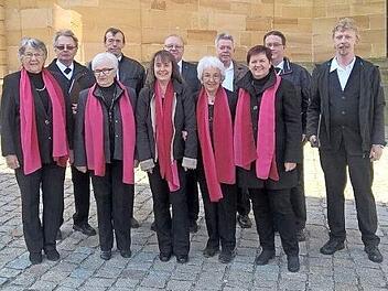 Die Abordnung vom Gesangverein Rothenkirchen vor dem Auftritt in der Basilika Vierzehnheiligen. Foto: K.- H. Hofmann