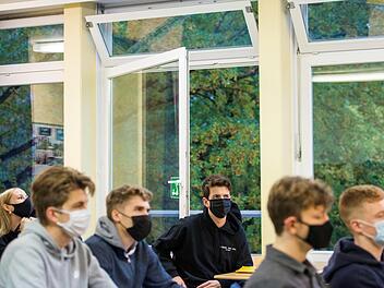 Symbolbild: Daniel Bockwoldt/dpa