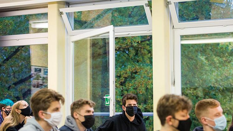 Symbolbild: Daniel Bockwoldt/dpa