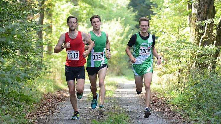 Schnappschüsse vom Rannunger Wald- und Naturlauf. Foto: ssp