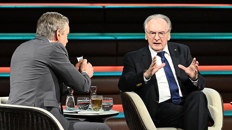 Der im Januar zur&uuml;ckgetretene Ministerpr&auml;sident von Sachsen-Anhalt, Reiner Haseloff, bezog bei "Markus Lanz" Stellung zu den starken Umfrageergebnissen der AfD in seinem Bundesland.