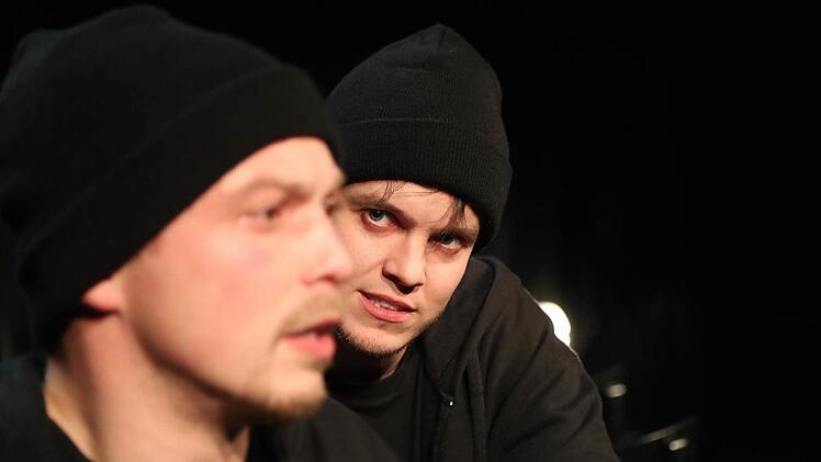 Szene aus "Jihad Baby" in der Coburger Reithalle Foto: Henning Rosenbusch