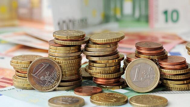 Der Einbruch der Gewerbesteuereinnnahmen beutelt die Kommunen. Hilfe kommt von Bund und Land. Foto: Archiv/Tobias Hase, dpa