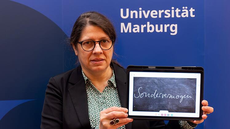 &laquo;Sonderverm&ouml;gen&raquo; ist &laquo;Unwort des Jahres&raquo; 2025