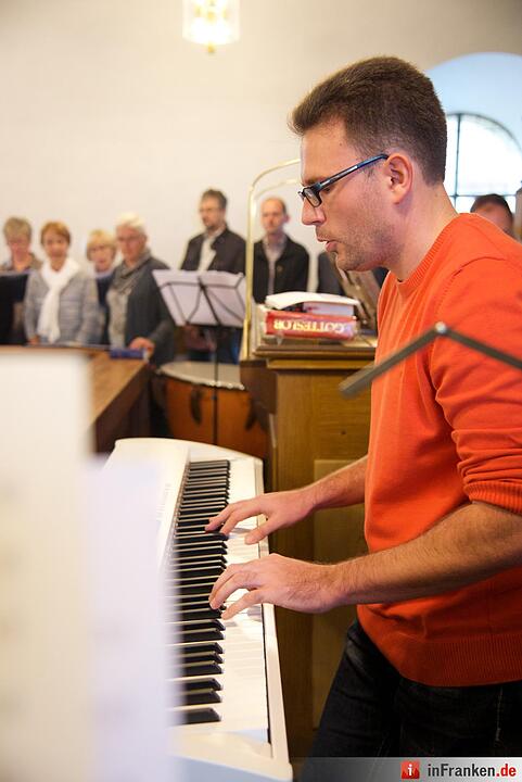 Nach einjähriger Kirchensanierung: Hannberg feiert die Wiedereröffnung der Wehrkirche der Pfarrei Geburt Mariens Hannberg