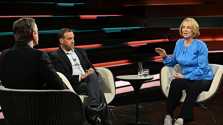 Die Situation im Kibbuz Beeri nach den Anschlägen erschütterte die Journalistin Katrin Eigendorf: "Der gesamte Kibbuz stank ganz bestialisch nach Leichen."