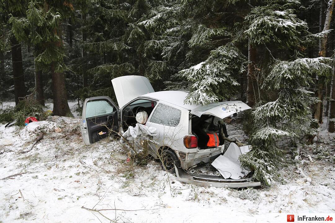 Frontalzusammenstoss nach starken Schneefall
