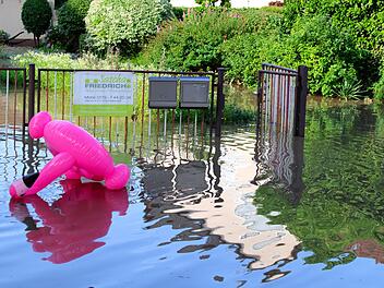 Hallerndorf überschwemmt: Hochwasser führt zu Stromausfall
