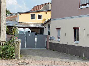 Inzwischen hat Hirschaid das Tor für jugendliche Flüchtlinge geöffnet (Das Archivbild entstand vor dem Einzug). Foto: Ronald Rinklef