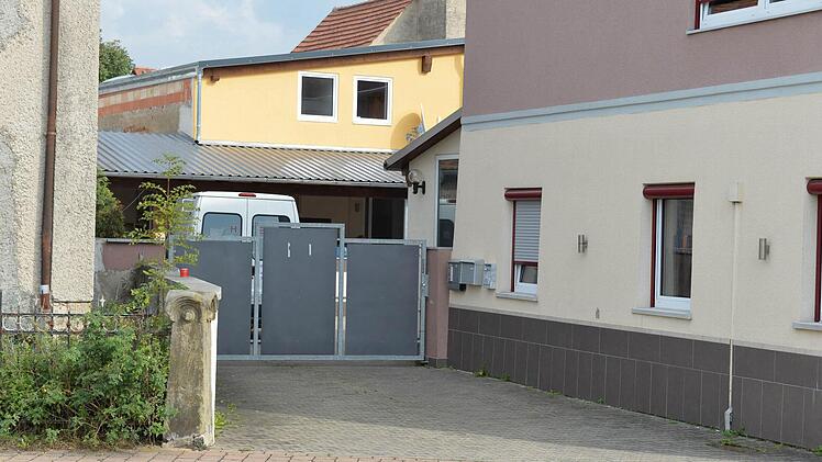 Inzwischen hat Hirschaid das Tor für jugendliche Flüchtlinge geöffnet (Das Archivbild entstand vor dem Einzug). Foto: Ronald Rinklef