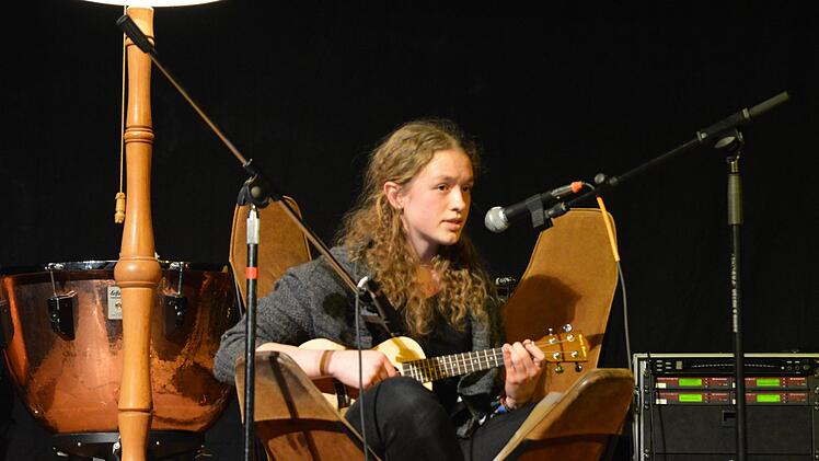 Lisa Loesenbeck. Björn Hein