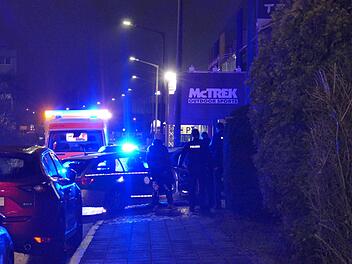 Bei einem Streit in der Nürnberger Sozialpension ist in der Nacht auf Dienstag ein 38-Jähriger verletzt worden. Foto: NEWS5 / Oßwald