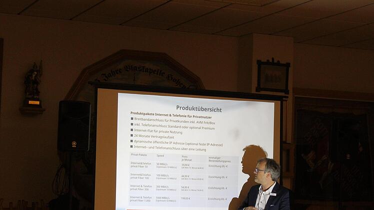 Johannes Bisping erklärte die Preise. Foto: Carmen Schwind