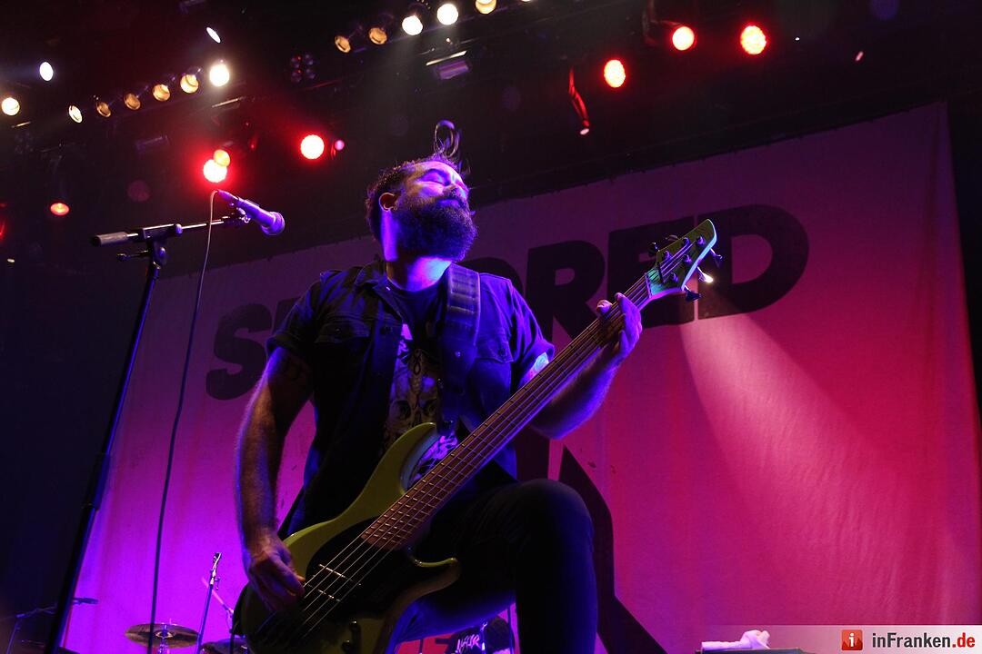 RIP15 - Skindred