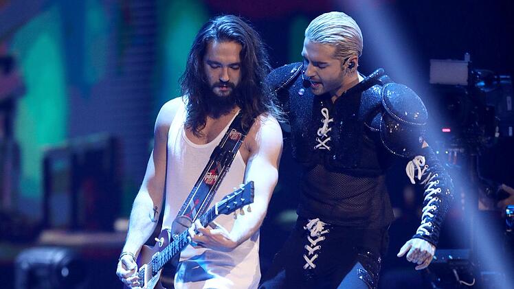 Tom Kaulitz (links) und Bill Kaulitz sind aktuell mit Tokio Hotel auf Tour.
