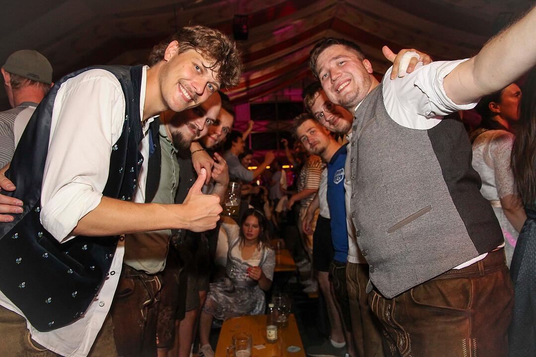Frontal Party Pur feierte ihre Premiere bei der Bierwoche.