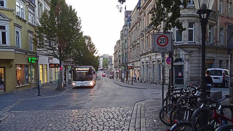 Mohrenstraße in Coburg in der AbenddämmerungFoto: Jochen Berger