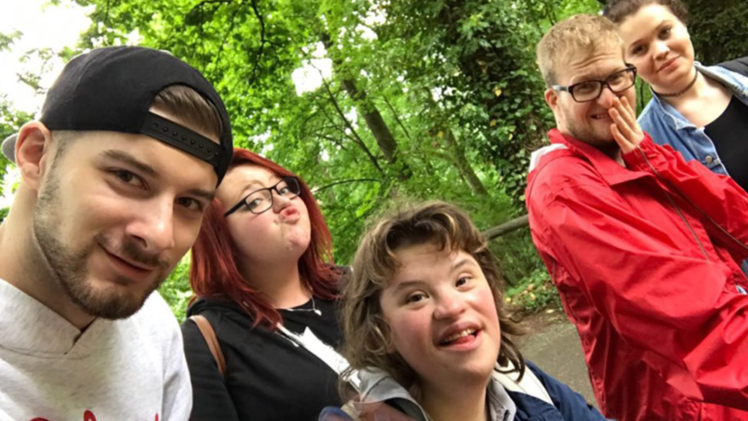 Menschen mit Behinderung und ihre Angehörigen bestmöglich zu unterstützen ist der Lebenshilfe im Fichtelgebirge e.V. eine echte Herzensangelegenheit.
