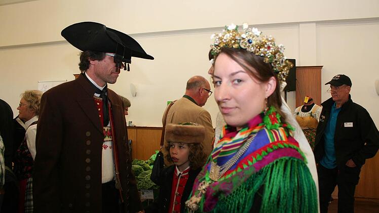 Die "alte Tracht" aus der Fränkischen Schweiz Foto: Evi Seeger