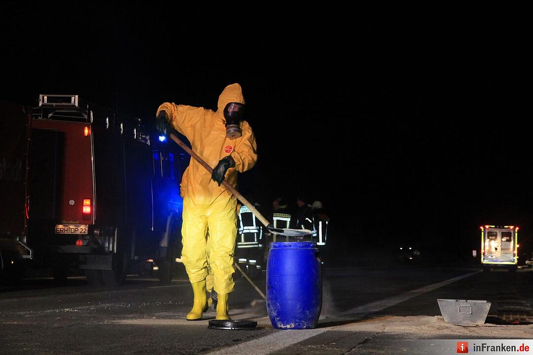 Unfall mit Gefahrgut-Laster auf der A3 bei Höchstadt