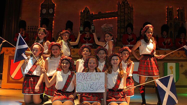 Die "Dream-Dancer" entführten ins bezaubernde Schottland.