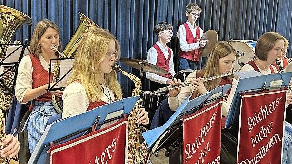 Die Leichtersbacher Musikanten.