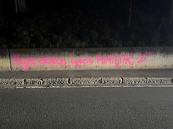 Graffiti an B85 bei Lauenstein entdeckt