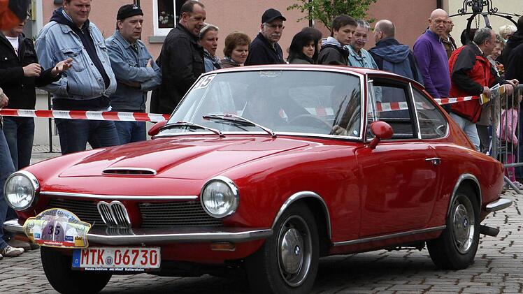 BMW 1600 GT, ein Schmankerl, da sich eigentlich ein Glass dahinter versteckt