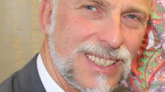 "Die SPD ist in der Verantwortung dafür, dass Deutschland ordentlich regiert wird", sagt der Kissinger Oberbürgermeister. Schwarz-Rot sei nicht seine Wunschlösung, aber: "Das Leben besteht aus Kompromissen." Immerhin seien etliche wichtige SPD-Forderungen wie der Mindestlohn erfüllt. Deshalb rechnet Blankenburg mit einer Mehrheit für die Koalition.