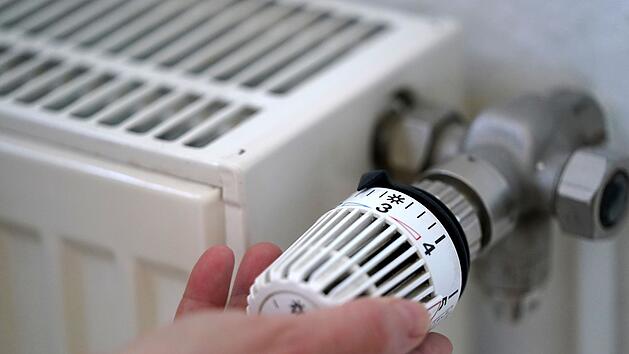 Obwohl Großhandelspreise sinken: Strom und Gas könnte trotzdem teurer werden